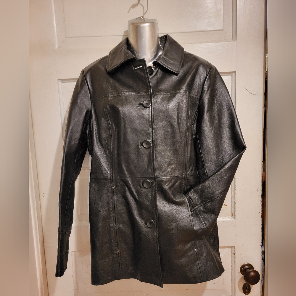 East 5th Black Lightweight Shirt Jacket with Sleek Fit